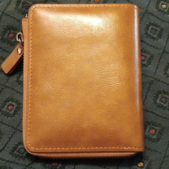 AIKS Brown Leather Wallet - Picture 3 of 10